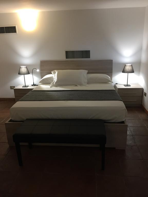 Le Due Pigne (Adults Only) Villa Tarente Buitenkant foto