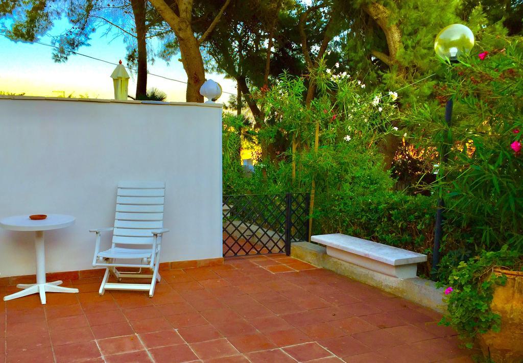 Le Due Pigne (Adults Only) Villa Tarente Buitenkant foto