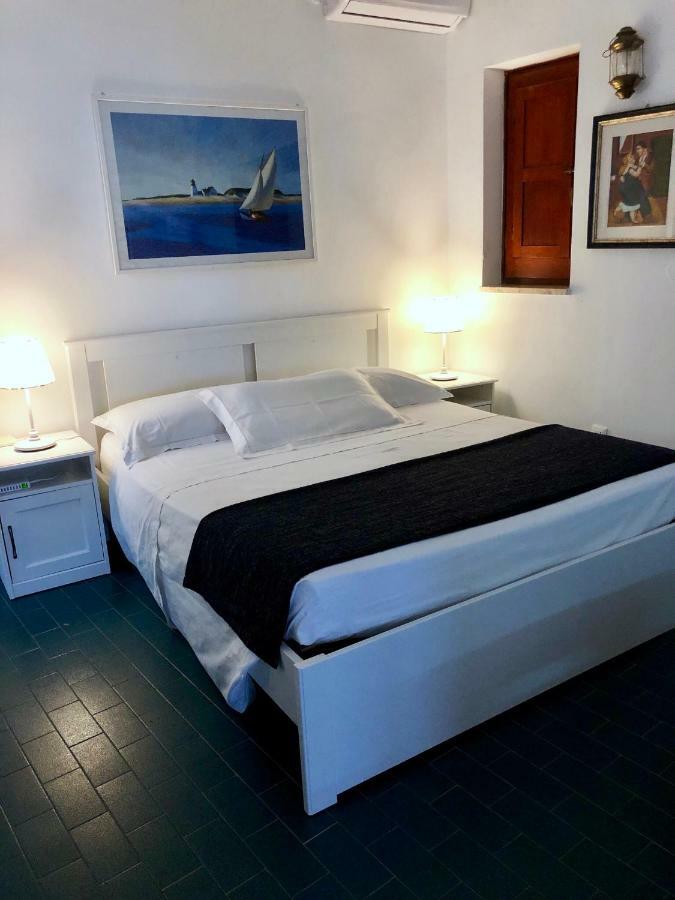 Le Due Pigne (Adults Only) Villa Tarente Buitenkant foto