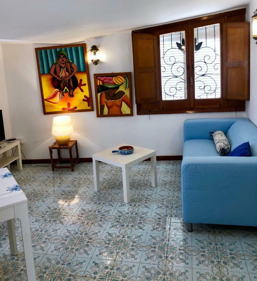 Le Due Pigne (Adults Only) Villa Tarente Buitenkant foto