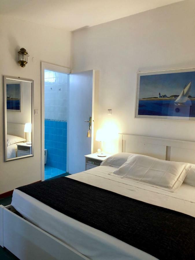 Le Due Pigne (Adults Only) Villa Tarente Buitenkant foto