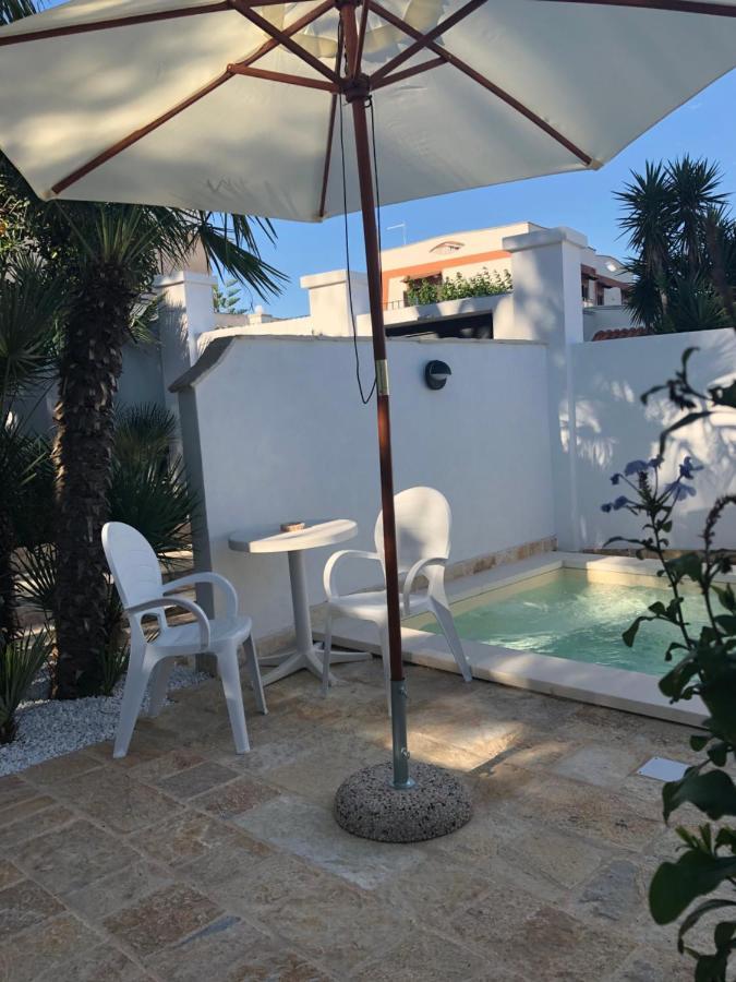 Le Due Pigne (Adults Only) Villa Tarente Buitenkant foto