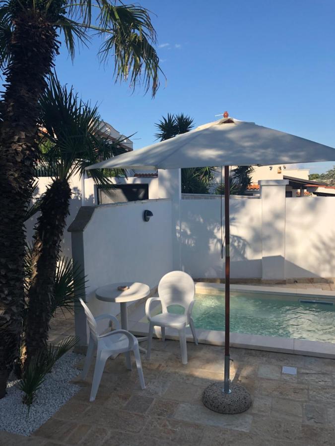 Le Due Pigne (Adults Only) Villa Tarente Buitenkant foto
